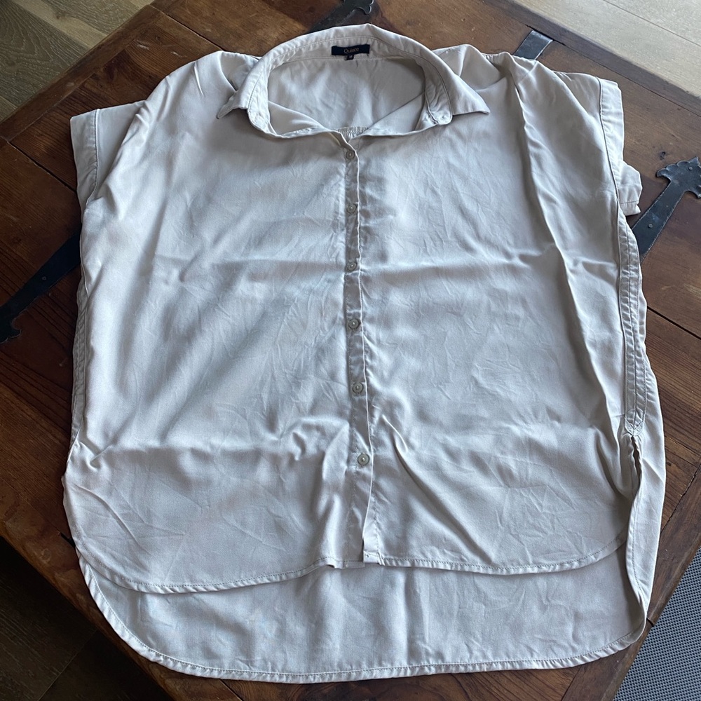 Quince Women’s Light Cream Button Down Shirt